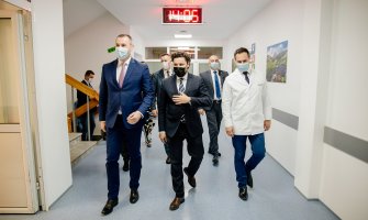 Abazović i Šćekić: Ove godine ulažemo oko 2 i po miliona eura u bjelopoljsku bolnicu
