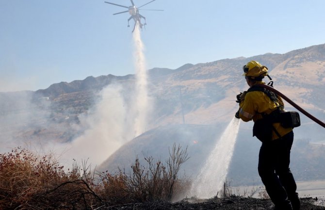 U Kaliforniji krenuli prvi požari: Čitava oblast u stanju pripravnosti, talas novih temperatura pokazatelj da su klimatske promjene već tu