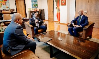 Abazović: Cilj Vlade je da se vrati linija Bar - Bari