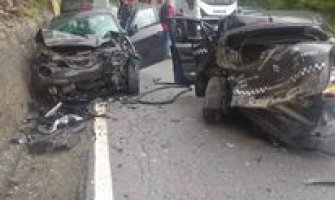 Udes na putu Mojkovac-Kolašin, povrijeđene tri osobe