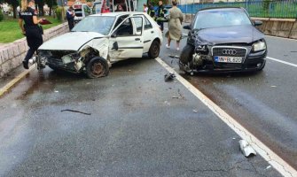 Saobraćajna nezgoda u Lepetanima, dvije osobe povrijeđene