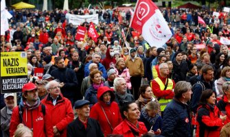 Austrijanci na ulicama zbog visokih troškova života, solidarisao se i predsjednik