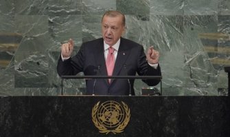 Erdogan: Moramo pronaći diplomatsko rješenje krize u Ukrajini