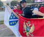 Sjajna atmosfera u Zenici: Crnogorske pjesme pjevaju i domaćini i gosti (VIDEO)