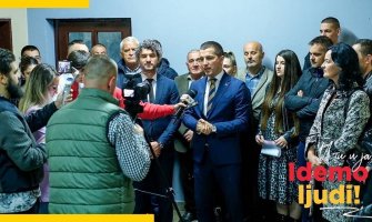 Demokrate predale izbornu listu za izbore u Zeti, predvodi ih Luka Krstović