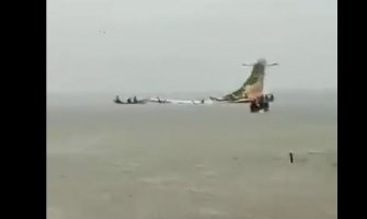 Srušio se avion u jezero Viktorija