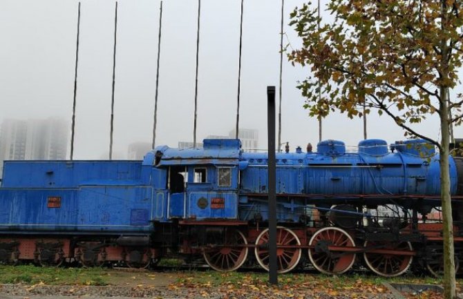 Propada lokomotiva koja je vukla Titov „Plavi voz“