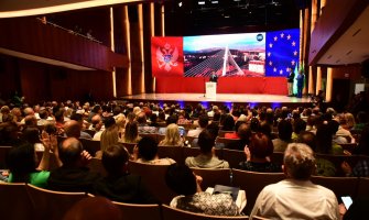 URA pozdravila odluku Evropskog parlamenta: Apsolutna većina građana želi Crnu Goru u EU
