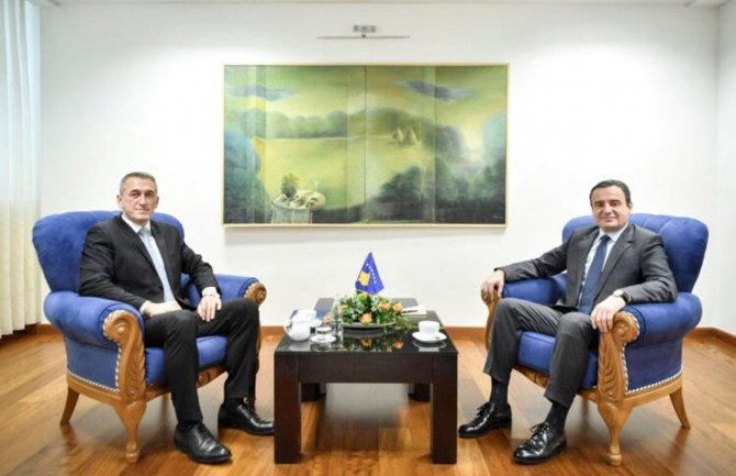 Rašić poručio portparolu EU Peteru Stanu da pročita Ustav Kosova