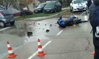 Sudar automobila i motocikla u Baru, povrijeđen maloljetnik