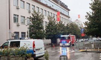 Nije bilo bombe u zgradi Višeg suda; Abazović: Mejl poslat sa lažne adrese sa imenom Milana Kneževića