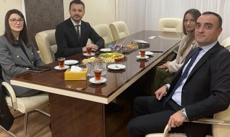  Dukaj posjetio Konzulat na čelu sa počasnim konzulom Crne Gore u Azerbejdžanu