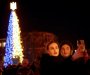 U Kijevu postavljena novogodišnja jelka: Rusi nam neće ukrasti Božić