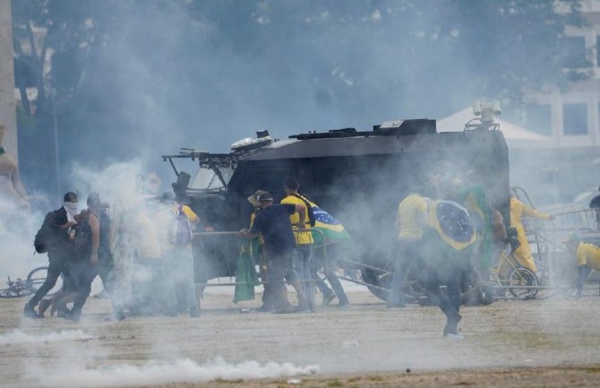 Brazilske snage bezbjednosti uhapsile 1,5 hiljada ljudi