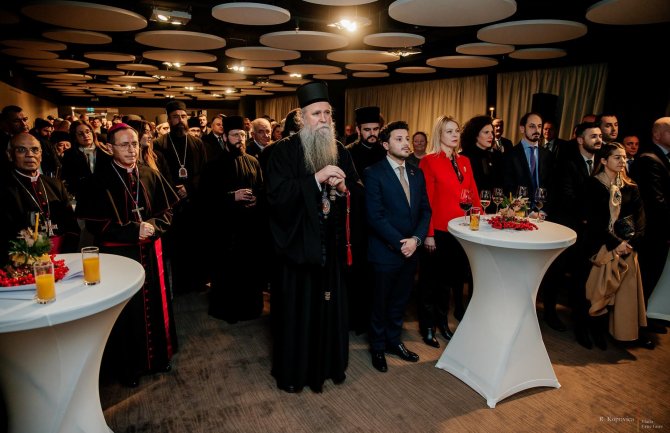 Mitropolit Joanikije organizovao svečani prijem povodom Božićnih praznika; Abazović: Bila mi je čast prisustvovati