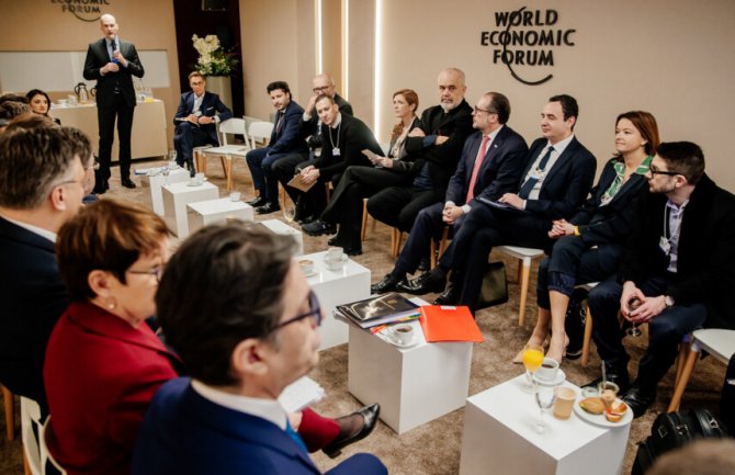 Počeo Diplomatski dijalog o Zapadnom Balkanu u Davosu, učestvuje i Abazović