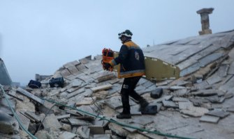 U  zemljotresima stradalo više od 3.000 ljudi