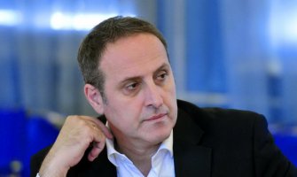 Popović: Ura će ucijeniti parlamentarnu većinu da Abazović ostane premijer