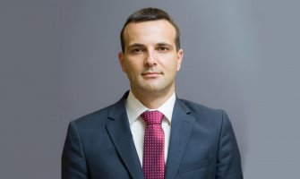 Papović: Činjenice o Đukanoviću i konkurentima 