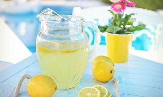 Stručnjaci kažu: Limunada korisna za zdravlje, ali budite i oprezni