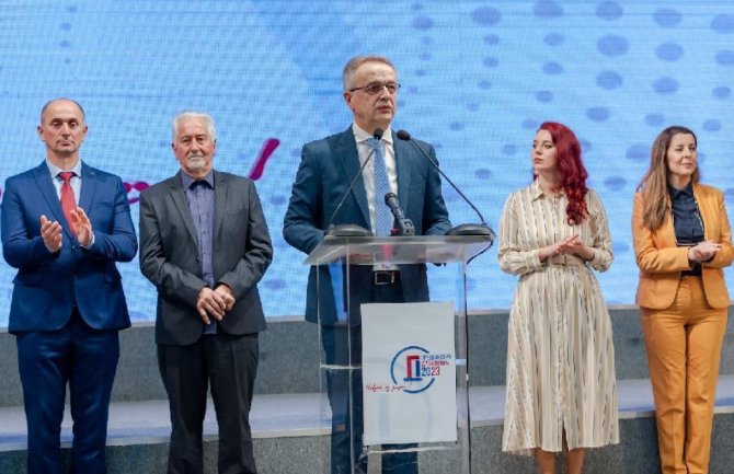 Danilović: Vjerujemo u Crnu Goru bez laži, obmane i prevare