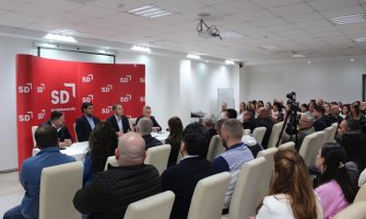 Šehović: Vodimo odlučujuću bitku za građansku i multietničku Crnu Goru, budimo dostojni istorijske odgovornosti