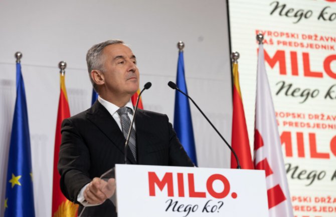 Intelektualci podržali predsjedničkog kandidata Mila Đukanovića – za Crnu Goru u EU