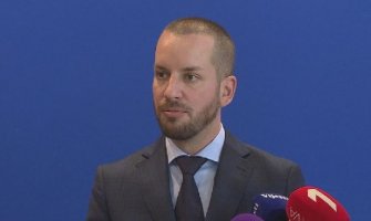 KAD JE KONCERT VAŽNIJI OD BITNIH DRŽAVNIH PITANJA: Ministar Odović napustio emisiju uživo da bi slušao Aleksandru Prijović
