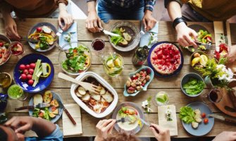 Nutricionista upozorava: Najčešćih pet grešaka u ishrani nakon 40. godine