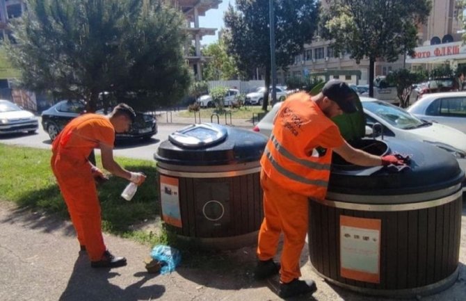 Čađenović: Ne mogu radnici Čistoće biti odgovorni što je nekome teško da kesu ubaci u kontejner