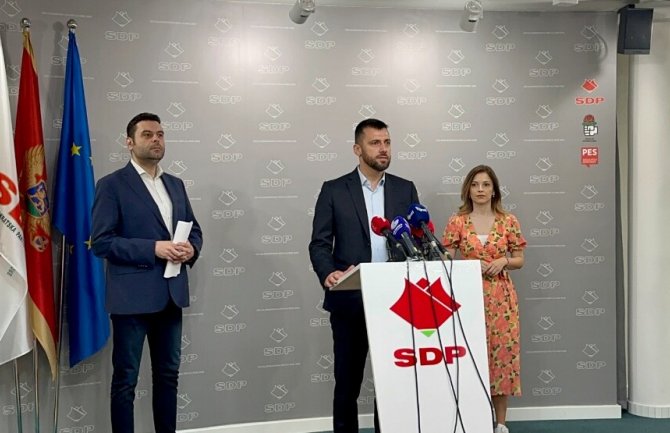 Vujović: SDP je jedina suverenistička opcija za buduću evropsku Vladu, niti jedna opcija ne želi u koaliciju DPS-om