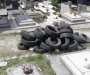 Na kotorskom Gradskom groblju gomila automobilskih guma
