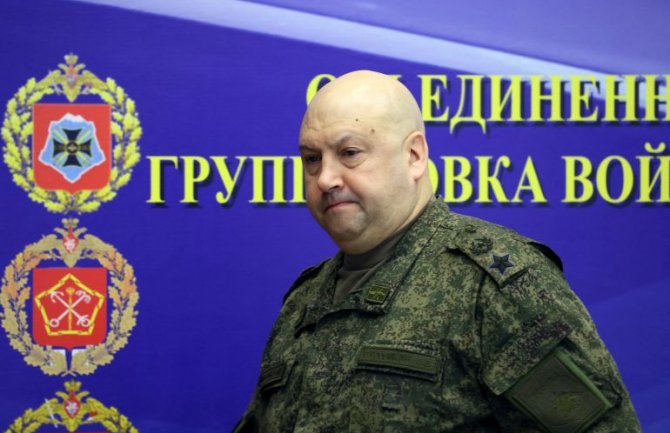 Smijenjen ruski general Surovikin