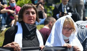 Zajović: Vučićev režim nastavio politiku 90-ih, genocid u Srebrenici nepostojeća tema u Srbiji