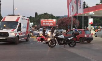 Saobraćajna nezgoda u centru Bara, povrijeđen motociklista