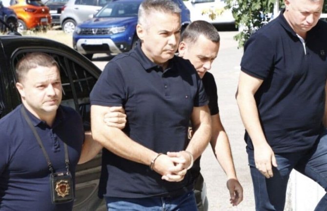 Radonjić: Uhapšeni Veljović i Nikočević, policija traga za još dvije osobe