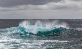 Zagađenje okeana zbog prevrnutog tankera: Izlivanje nafte širi se karipskim obalama