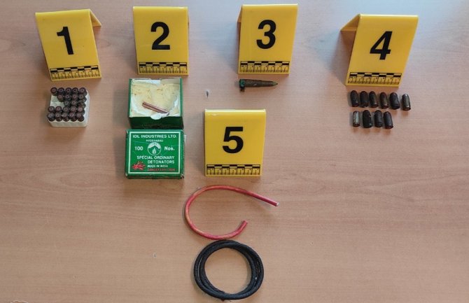 U Danilovgradu pronađena municija, štapini i detonatorska kapisla: Uhapšena jedna osoba