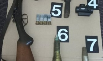 U Herceg Novom uhapšena državljanin Srbije: Pronađeno oružje i municija