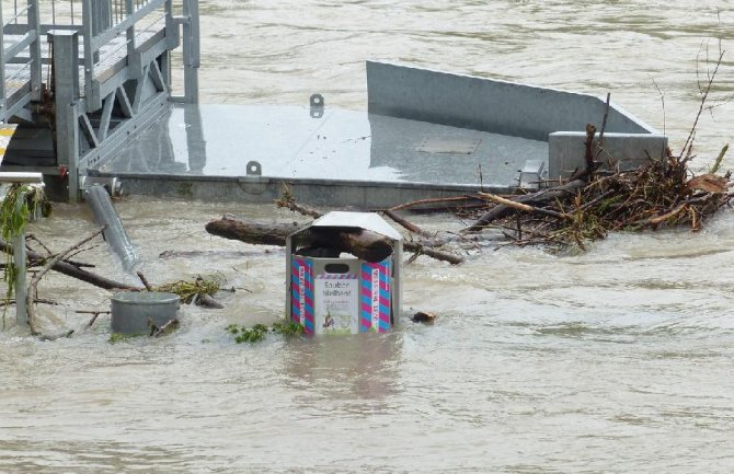 Najmanje sedam mrtvih u poplavi u Meksiku