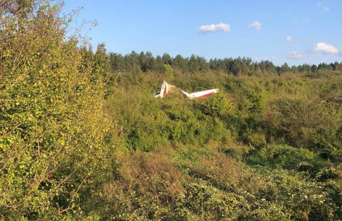 Kod Bihaća se srušila zračna jedrilica, poginuo pilot