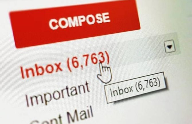 Stiže nova opcija - Gmail će vam omogućiti da na mejlove reagujete emotikonima