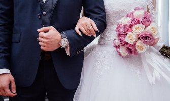 Advokat objasnio zašto smatra da je brak u ranim 20-im greška