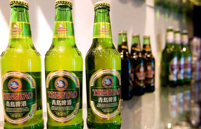 Kina: Radnik druge najveće pivare snimljen kako urinira u rezervoar sa pićem, svađao se sa kolegom