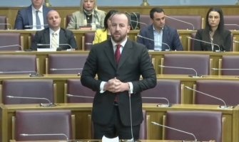 Nikolić Mandiću: Nećemo dozvoliti anarhiju u Skupštini, a nadležni neka procijene je li u Vašem postupanju bilo krivičnog djela