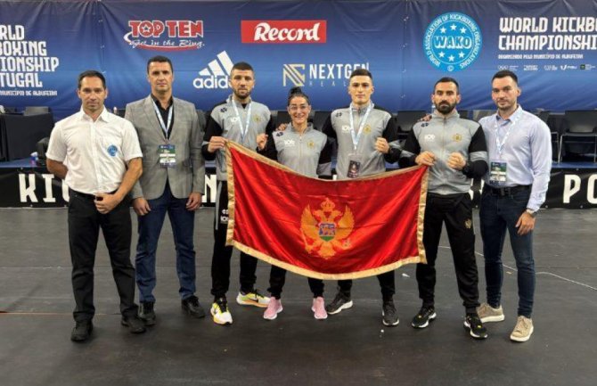 Crnogorski kik bokseri na SP u Portugalu
