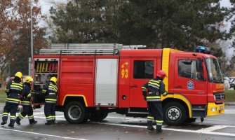 Požar u magacinu Elektronske industrije u Nišu