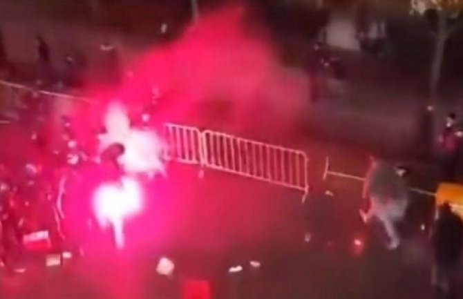 Veliki sukob policije i navijača u Frankfurtu, povrijeđeno više od 50 policajaca