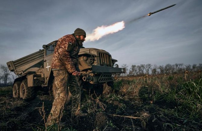 Ukrajina tvrdi da je noćas oštetila naftni kompleks na jugu Rusije