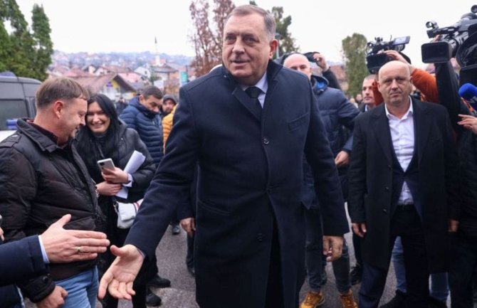 Dodik ponovo govorio o samostalnosti RS-a, Hrvate u BiH nazvao nacionalnom manjinom